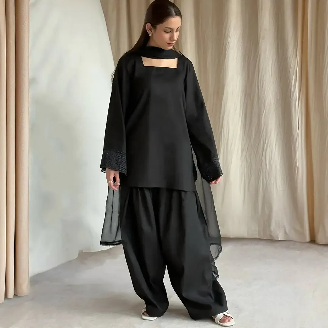 3 Pcs Women's Stitched trendy Farshi shalwar winter Cotton Suit