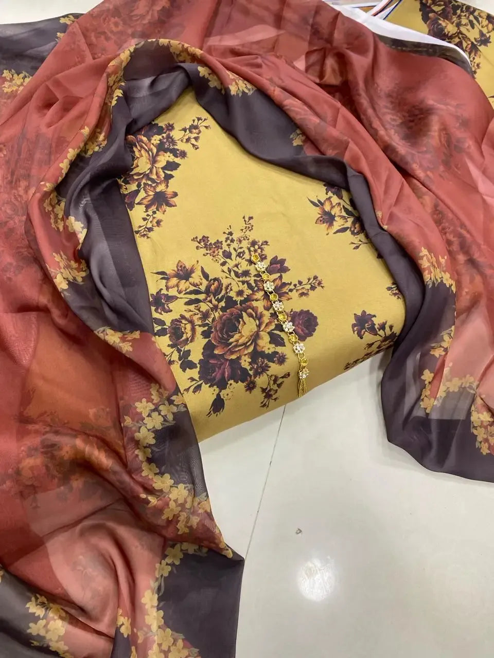 3 Piece Swiss Lawn Suit for Women