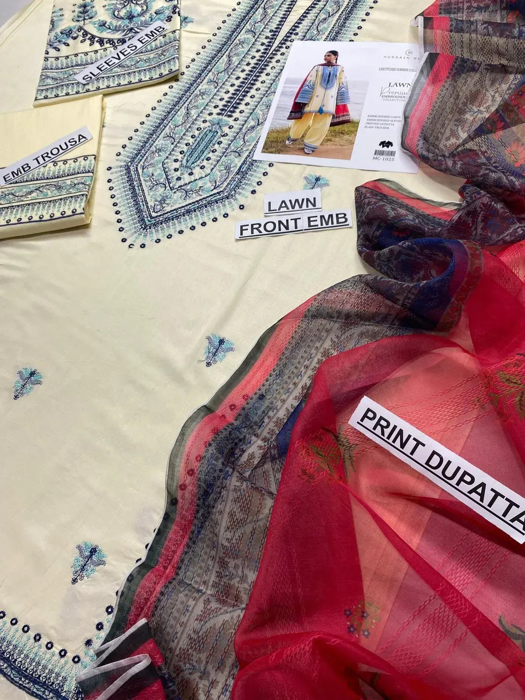 3-Piece Embroidered Lawn Suit Off-White Blue Red