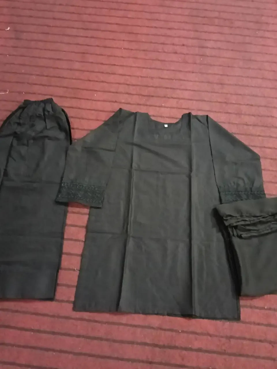 3 Pcs Women's Stitched trendy Farshi shalwar winter Cotton Suit
